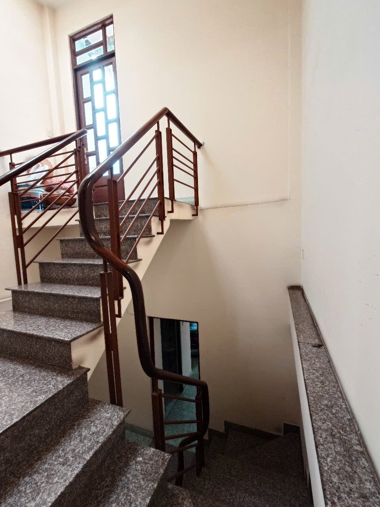 Nhà mặt tiền khu phân lô Cư xá Phú Lâm D Q6, 3 Tầng 4PN, DT 70.2 m2,Giá 9 tỷ 750 (còn TL)